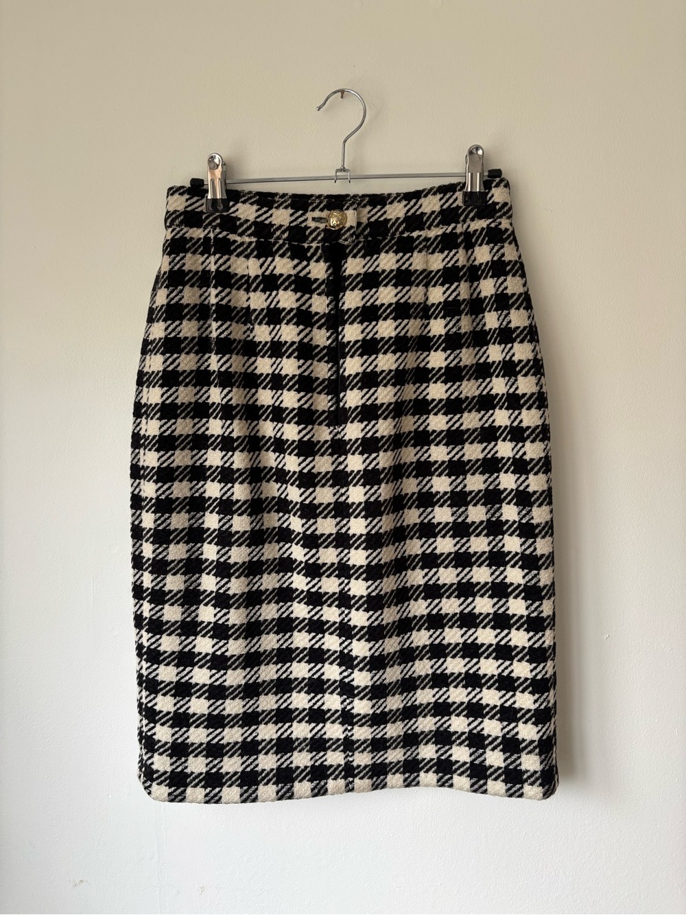 Salvatore Ferragamo vintage 80’s? Wool Black and Cream Houndstooth Pencil Skirt - Picture 5 of 8